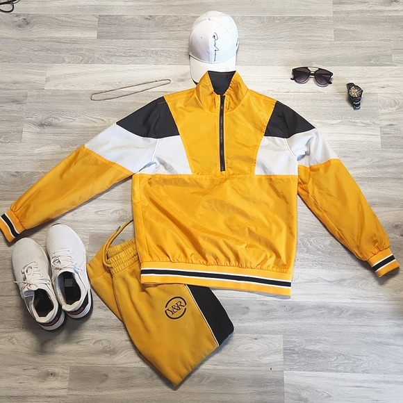 Forever21 yellow pullover Jacket | Size Small - Picture 2 of 5